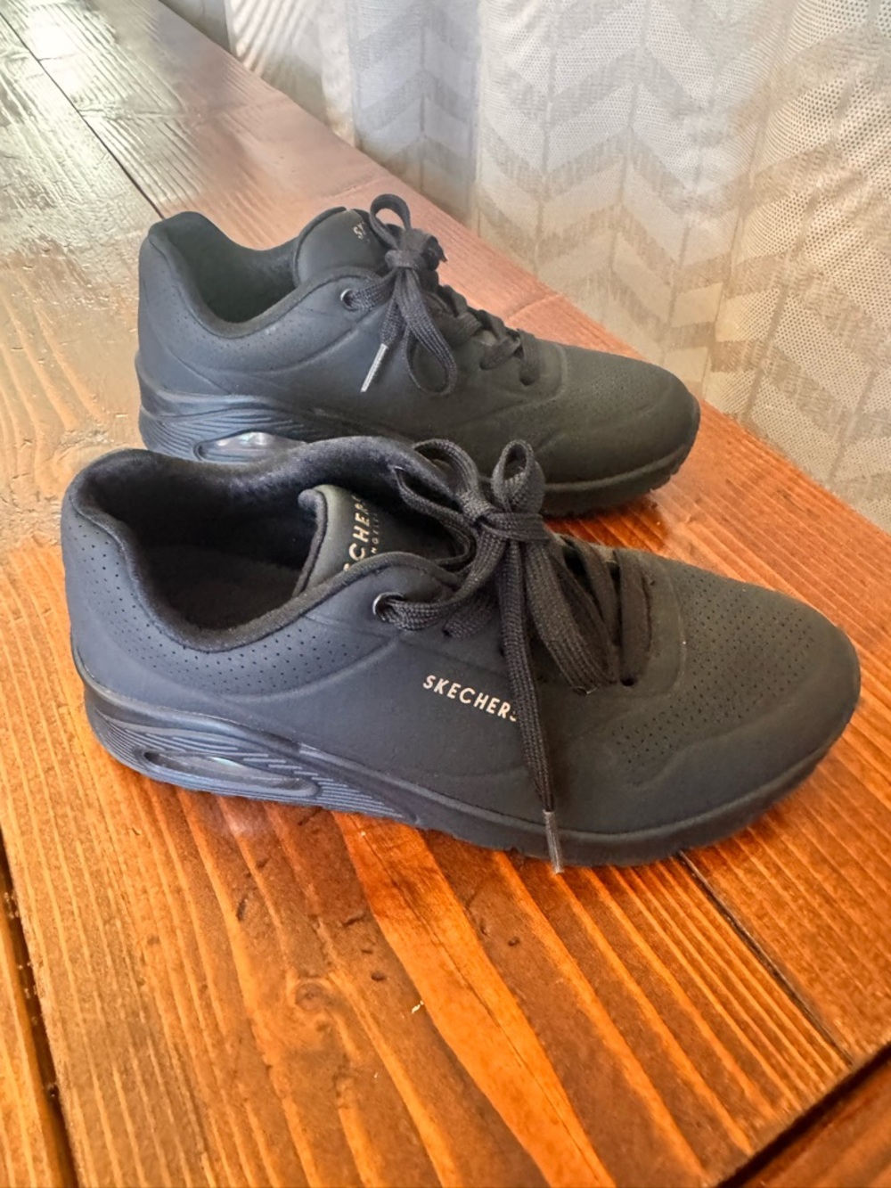 Skechers Womens Black Lace-Up Comfort Sneakers